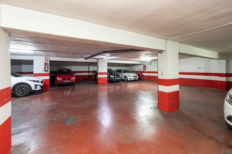 Foto 49b16327-7eeb-48cf-82ed-297f84499276. Posto auto in Camino de Ronda Granada