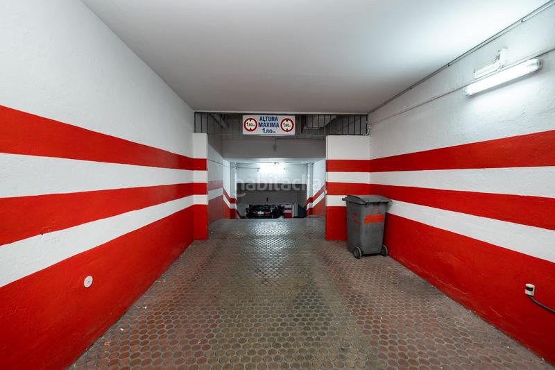 Foto 6d05e5e8-e7ea-406e-9ee8-d41d616fd58e. Posto auto in Camino de Ronda Granada