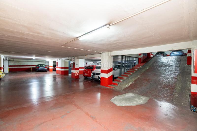 Foto bc70bb68-0970-4d2e-8f6a-c2c5dbe971b1. Posto auto in Camino de Ronda Granada