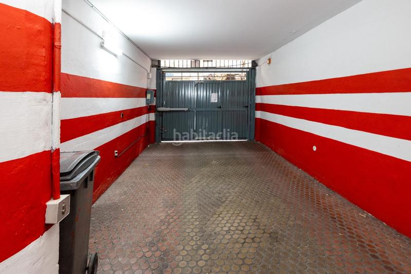 Foto c5abb60b-5f7d-4b90-ba39-b7dd70ab8d81. Posto auto in Camino de Ronda Granada