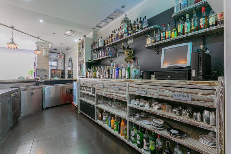 Foto ebd3903c-d1d8-4349-9436-518eb2f000ad. Locale commerciale in Maracena