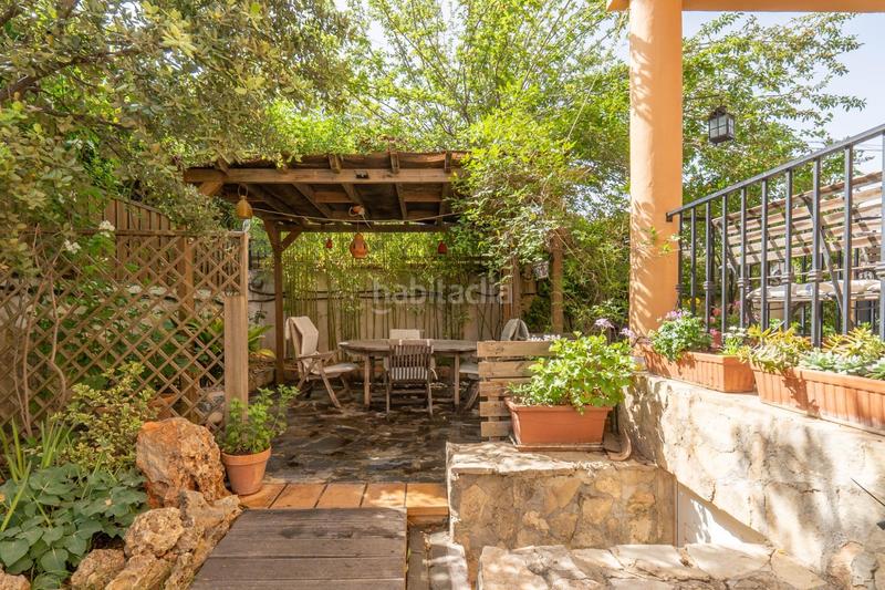 Foto 435a25f8-b6f7-49a2-b947-a3f51578cfa8. Chalet precioso chalet independiente con piscina en Cumbres Verdes en Zubia (La)