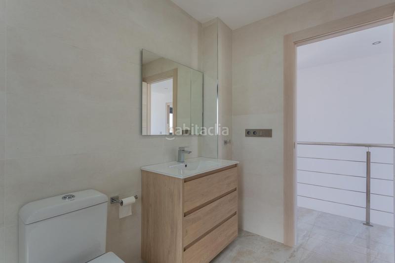 Foto 0e5de8dd-d72a-4955-bc8a-dbc1da9d4152. Chalet ponemos a la venta esta espectacular casa en la urbanización los cortijos en Atarfe
