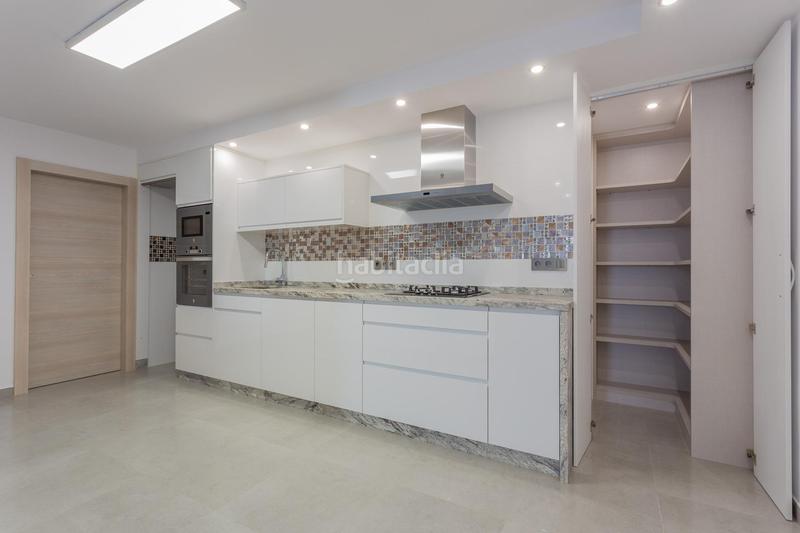 Foto 64a3991b-69d5-4349-bbdd-6292fdd09cea. Chalet ponemos a la venta esta espectacular casa en la urbanización los cortijos en Atarfe