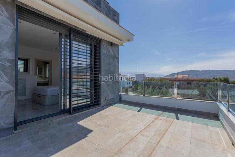 Foto 6b759f11-f416-470b-8284-9e97e8e22930. Chalet ponemos a la venta esta espectacular casa en la urbanización los cortijos en Atarfe