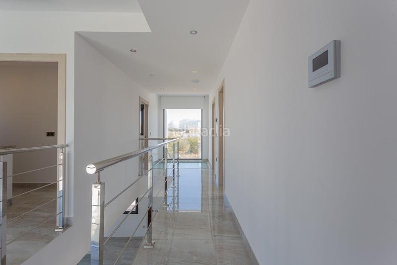 Foto 6d1c5ad7-35f1-42b8-845d-3a26e19c8a7b. Chalet ponemos a la venta esta espectacular casa en la urbanización los cortijos en Atarfe