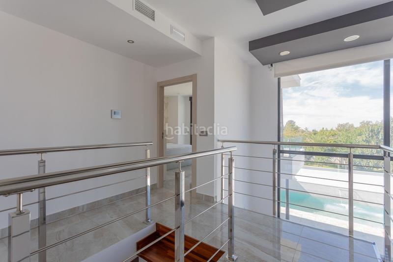 Foto 8c5e9997-b660-4730-b908-1327be43cf01. Chalet ponemos a la venta esta espectacular casa en la urbanización los cortijos en Atarfe