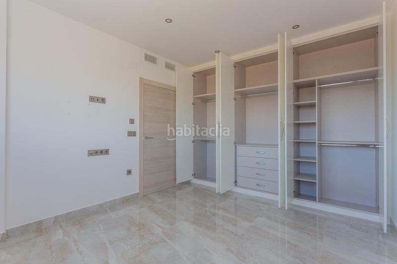 Foto 9eaadcc9-4105-43f5-8ba9-d9875e2fbd2f. Chalet ponemos a la venta esta espectacular casa en la urbanización los cortijos en Atarfe