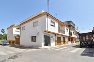 Casa en Maracena. Gran oportunidad en maracena, casa de grandes dimensiones en la