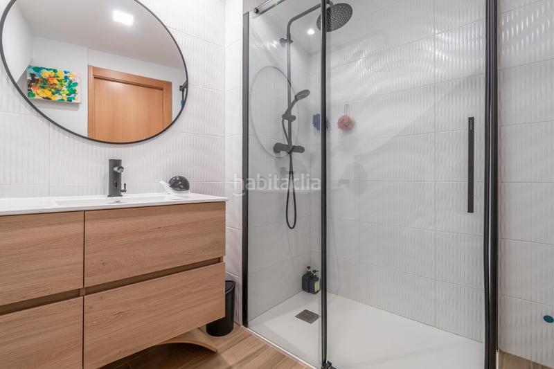 Foto 15cbe716-0672-4362-8417-56fc3bee45f9. Ático en calle tinar 19 ático dúplex de ensueño con terraza y vistas a sierra nevada en Albolote