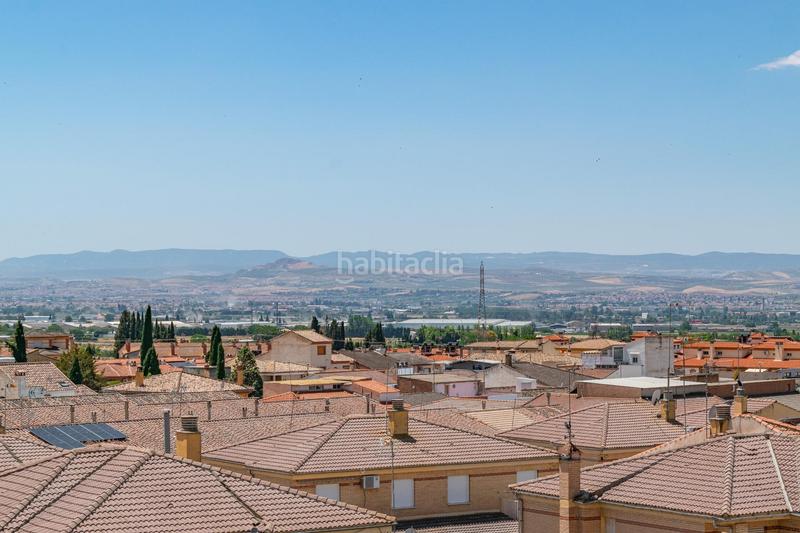 Foto b0476d45-f6e1-457f-b7e1-66fd388fd4ef. Ático en calle tinar 19 ático dúplex de ensueño con terraza y vistas a sierra nevada en Albolote
