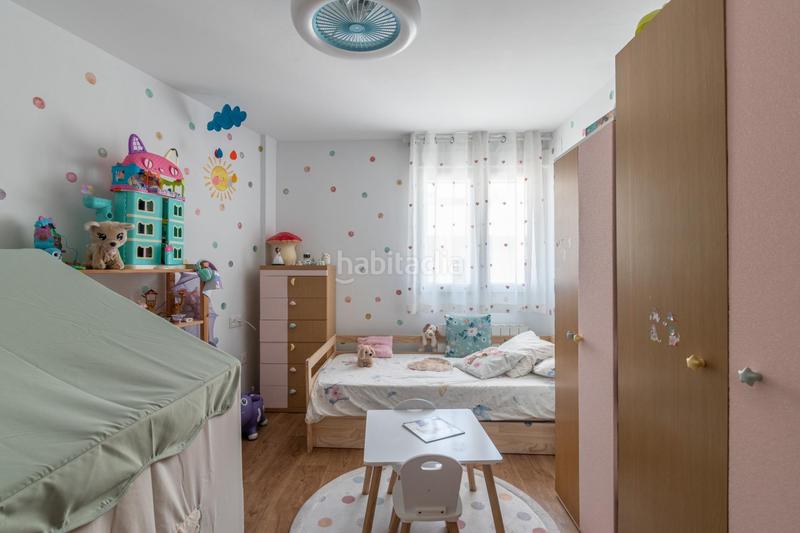 Foto d01f42e8-2443-4f05-b08d-d1b4f4f6a96b. Ático en calle tinar 19 ático dúplex de ensueño con terraza y vistas a sierra nevada en Albolote