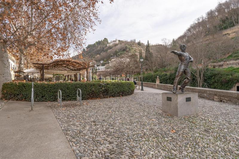 Foto ee311220-c883-4a12-8583-b6bbe3e01ded. Piso  en paseo de los tristes en San Matías - Realejo Granada
