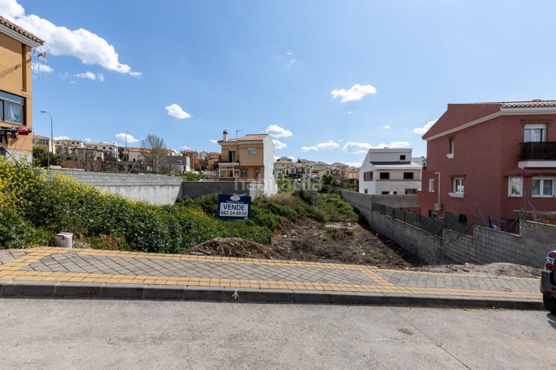 Foto d75be029-44f2-4e6f-93d5-bab40e047109. Terreno residencial parcela a la venta en Jun