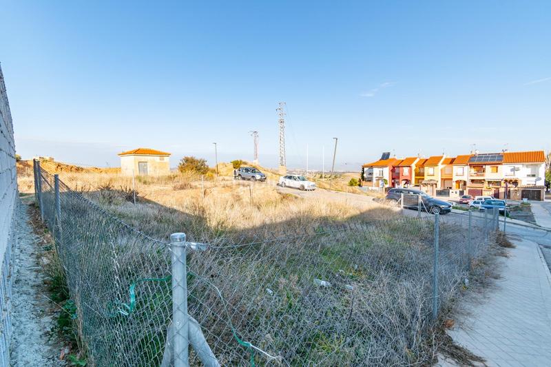 Foto 0ded9ce2-3476-4246-9df5-a20d46861db4. Terreno residencial parcela en esquina en Otura