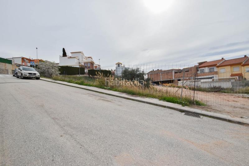 Foto cca8a242-e6b8-45c4-bba2-6f8469d2c5b8. Terreno residencial en calle calle de la mezquita 6 solar para construccion en plena expansion en Güevéjar