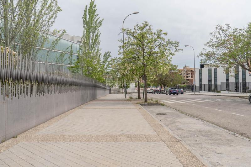 Foto 18ba073c-f006-499e-b59b-df5c8a347095. Ático exclusivo ático con 97 m2 de terraza y vistas a sierra nevada en barrio periodistas en Granada