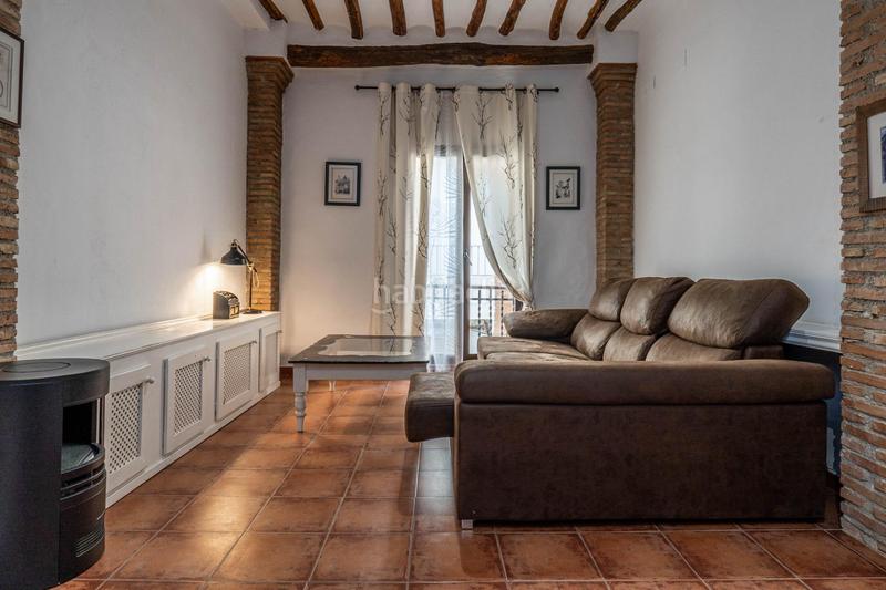 Foto c2f7fbfe-6087-4353-bdeb-78ddd4068b0b. Casa preciosa y amplia casa en pleno centro en Lanjarón