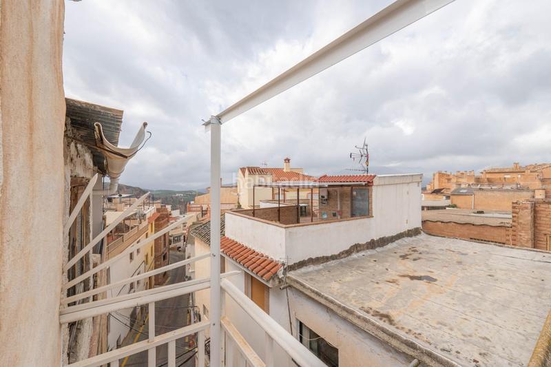 Foto ef950fd5-0f87-4905-8986-d2d4db32cd2f. Casa preciosa y amplia casa en pleno centro en Lanjarón