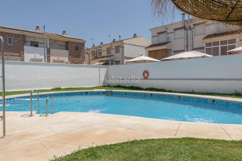 Foto 4133d967-4044-42b1-9727-67e244c5f044. Casa adosada atractivo adosado en Belicena con patio, garaje y piscina comunitaria en Vegas del Genil