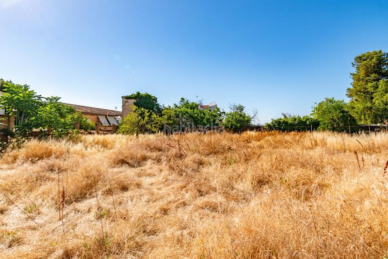 Foto ba1a335e-6b97-434d-9672-fb1814312d53. Terreno residencial magnifico solar en el centro de la zubia en Zubia (La)