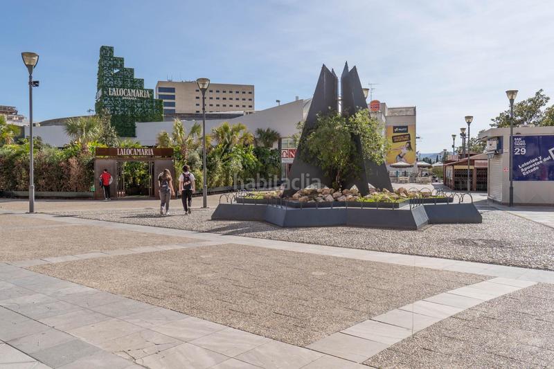 Foto 560e7e21-c985-47d5-b078-0ef412f30501. Local comercial  en centro comercial neptuno!!!!!!!!!!!!! en Granada