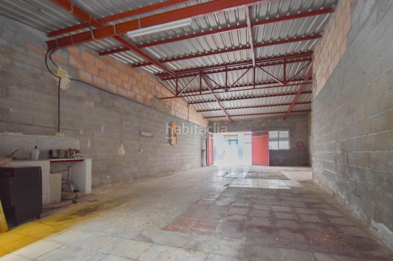 Foto c3112c7d-23ec-411f-806e-747d6bf000ff. Local comercial navealmacen en suelo urbano en Alfacar
