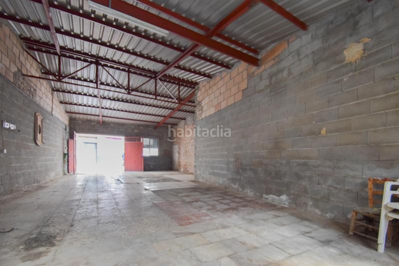 Foto deae0e8a-c781-4255-9eef-1f92869749f7. Local comercial navealmacen en suelo urbano en Alfacar