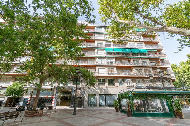 Foto 0670f38f-a5ec-4bc2-8769-23f9516543d8. Piso en plaza plaza del campillo 5 espectacular piso centro. en Granada