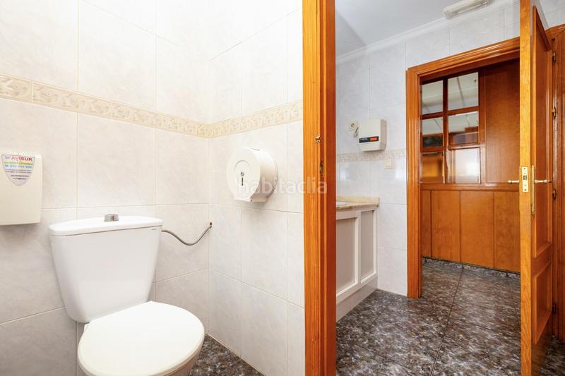 Foto 8183d2b0-6988-4255-823a-29379d1d7673. Casa en calle cordoba 12 oportunidad edificio polivalente junto autovía, listo para rentabilizar! en Pinos Puente