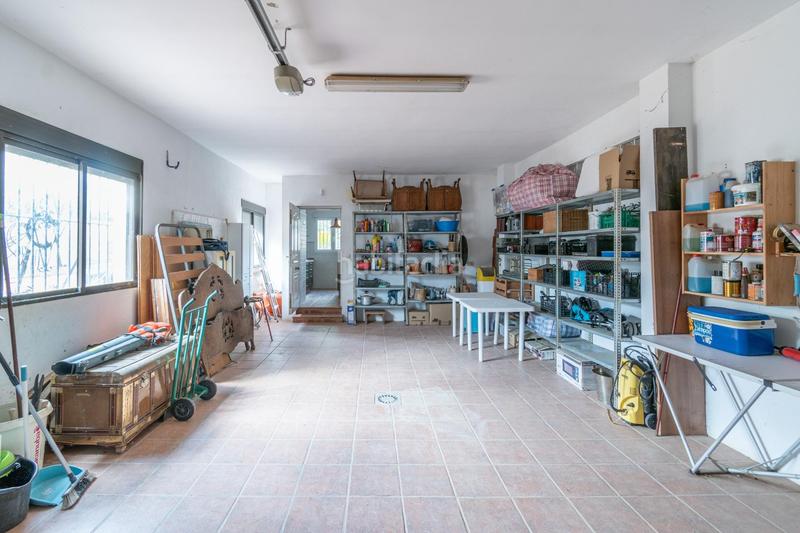 Foto 5d0ad73f-0903-4d58-aecd-48a389e50d8c. Chalet avec chauffage parking piscine dans Villa de Otura