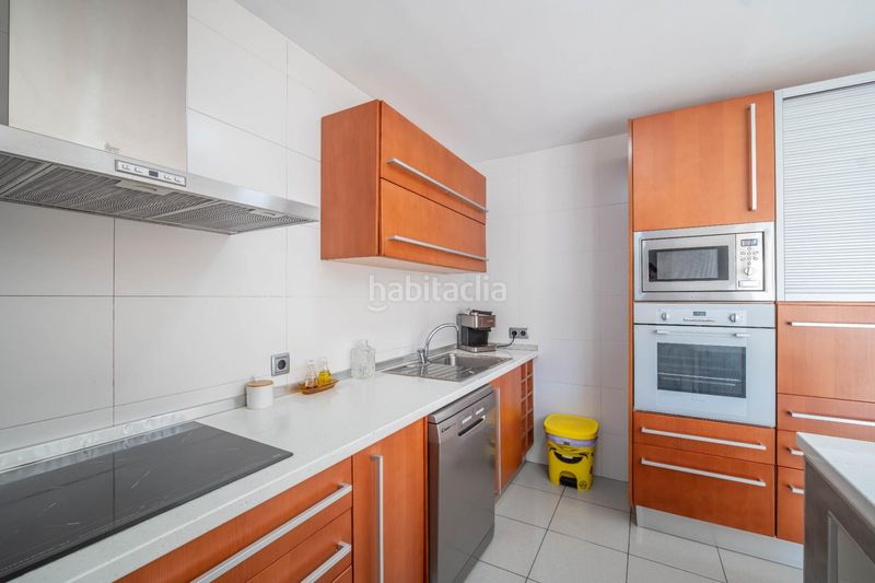 Foto 36eec98c-fe5a-44ae-b6ca-8e665f3047e6. Casa amb aparcament a Güéjar Sierra