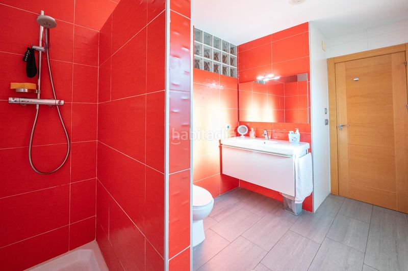 Foto 443541d3-87a4-40a4-b4c5-6e35df37a24f. Casa amb aparcament a Güéjar Sierra