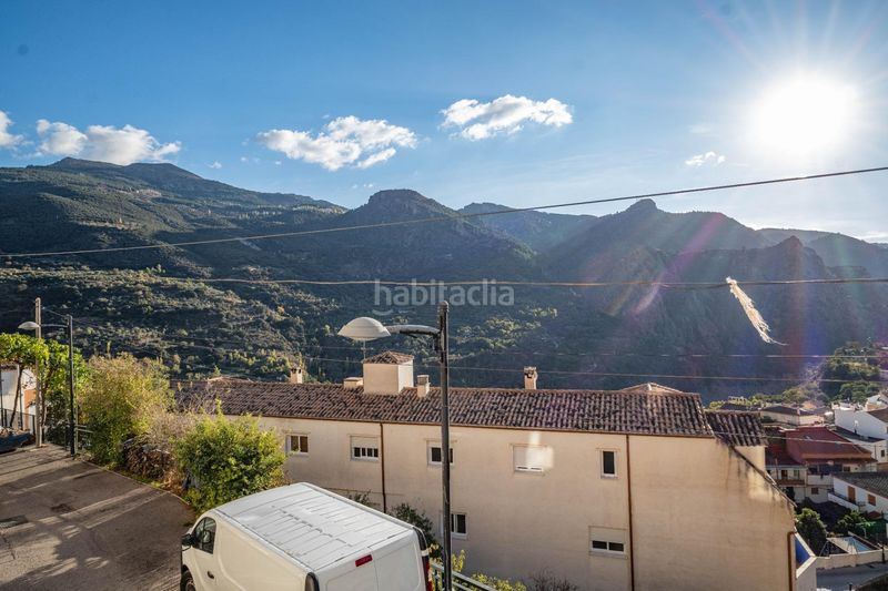 Foto 627df9e5-bbd1-4d58-a7c7-334a5adf15ed. Casa amb aparcament a Güéjar Sierra
