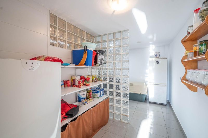 Foto 76f739e1-0889-4709-ab35-a578b7b5bf7e. Casa amb aparcament a Güéjar Sierra