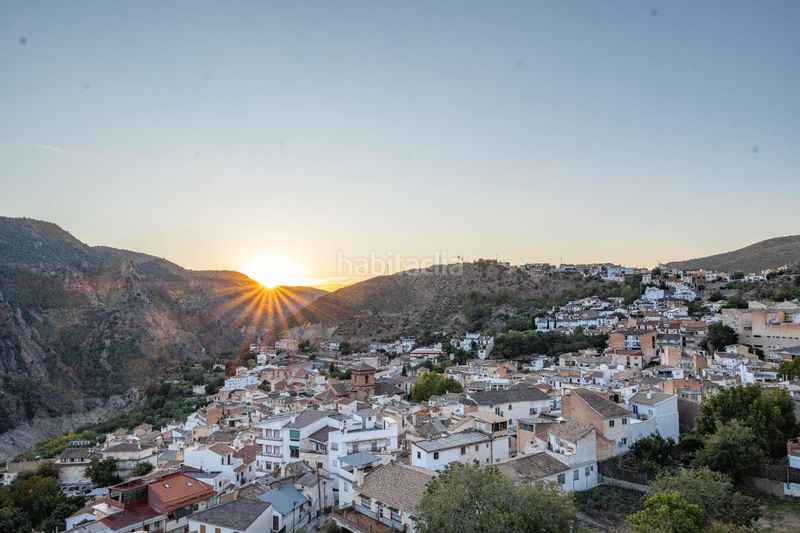 Foto 9e857fa5-4c23-4cd3-af5b-17da1bdc2819. Casa amb aparcament a Güéjar Sierra