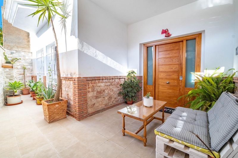 Foto bcf0d7e2-1ed3-4707-8740-8c63555683a0. Casa amb aparcament a Güéjar Sierra