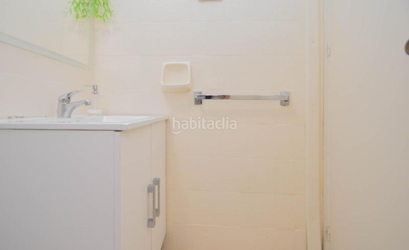 Foto dda985df-9fce-4200-aa21-14534b565ac5. Pis amb aparcament a La Caleta - La Guardia Salobreña