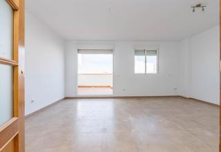 Dachwohnung  Calle delicias. Moderno ático en el corazón de almería  barrio los molinos