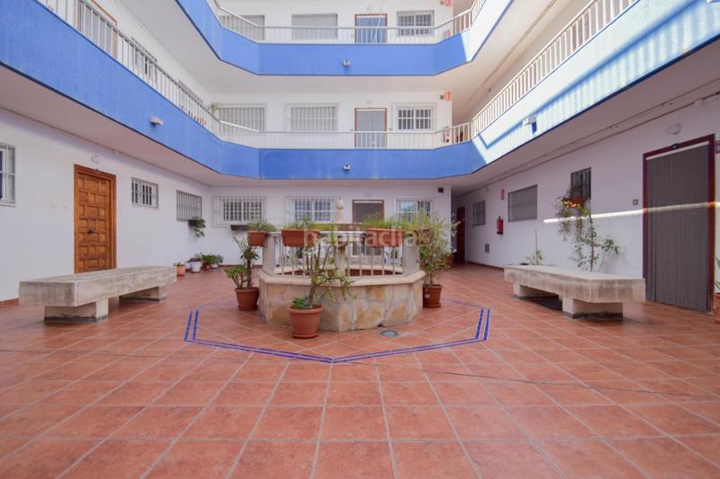 Foto 5366d976-53ed-487b-b02e-7092591f4efc. Pis amb aparcament a La Caleta - La Guardia Salobreña