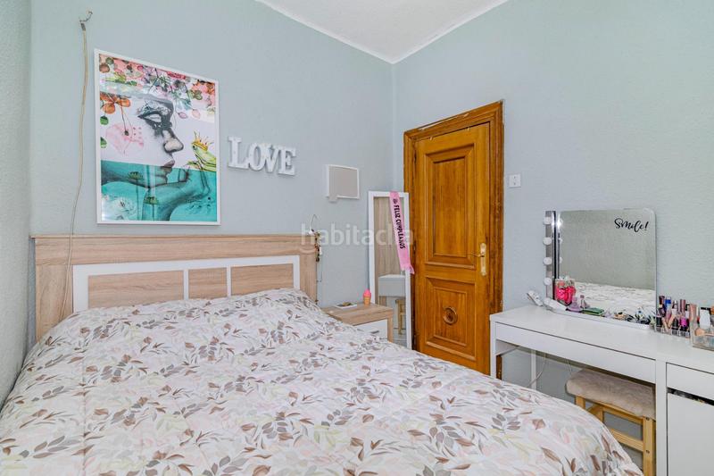 Foto 059d1776-b3a1-4e70-b39a-fda1890cec52. Piso  en la codiciada zona del genil capital en Granada