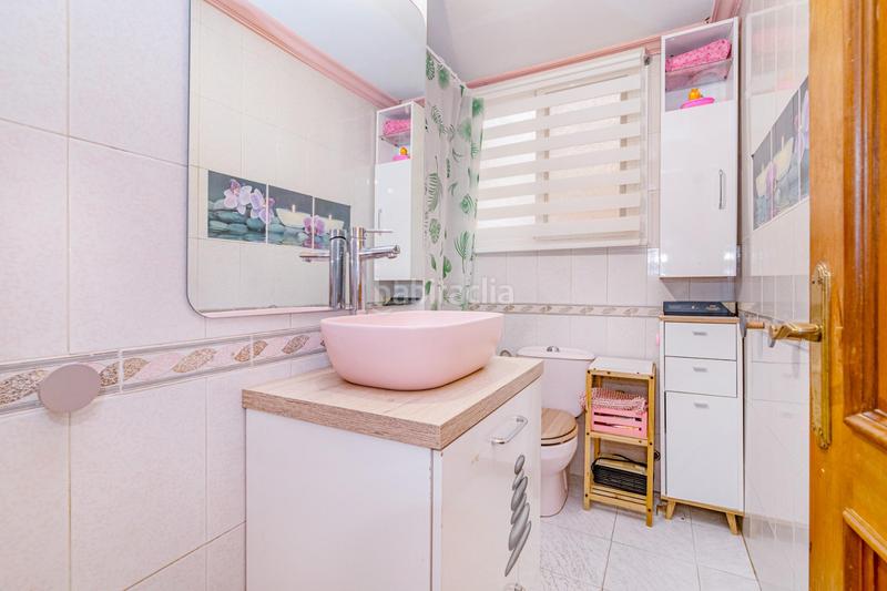 Foto 7b8732b3-a747-47db-8032-db7e5d4f8ac1. Piso  en la codiciada zona del genil capital en Granada