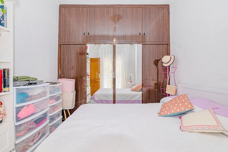 Foto 8ff221af-556b-4ee4-9708-3976d76c4ea1. Piso  en la codiciada zona del genil capital en Granada