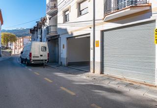 Local Comercial a Güéjar Sierra. Local con 238m2 en centro de guejar sierra