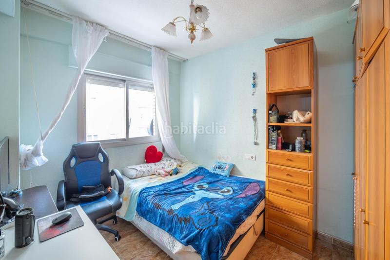 Foto 4e2178f5-fdf2-4d10-abde-b9abd5f53811. Etagenwohnung in Barrio de Zaidín Granada