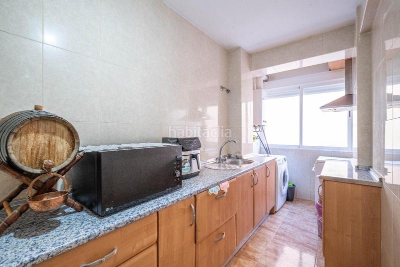 Foto ee556d13-f5ec-4cd4-8555-8b690f1daba9. Etagenwohnung in Barrio de Zaidín Granada