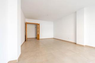 Etagenwohnung  Calle delicias. Moderno piso en el corazón de almería  barrio los molinos