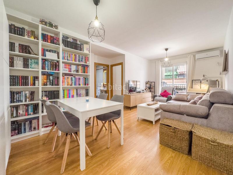 Foto 40a489b3-923e-4399-8f35-b0267eab5ab6. Appartement dans calle san ramon 108 dans Casco Histórico Churriana de la Vega