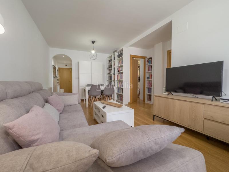 Foto 7e0cfcba-6d10-4fe1-a249-9e9c30f06aec. Appartement dans calle san ramon 108 dans Casco Histórico Churriana de la Vega