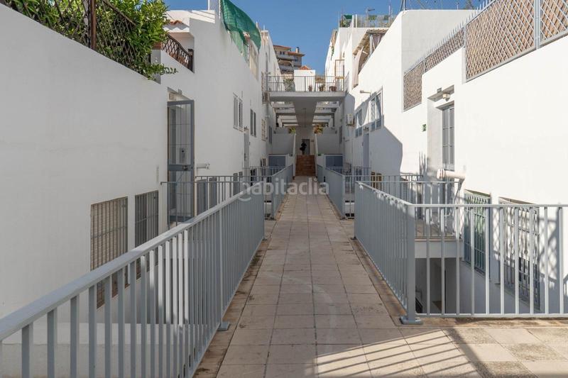 Foto f31dfced-d8fb-4627-a5a6-a89ac040666b. Car parking in Cenes de la Vega